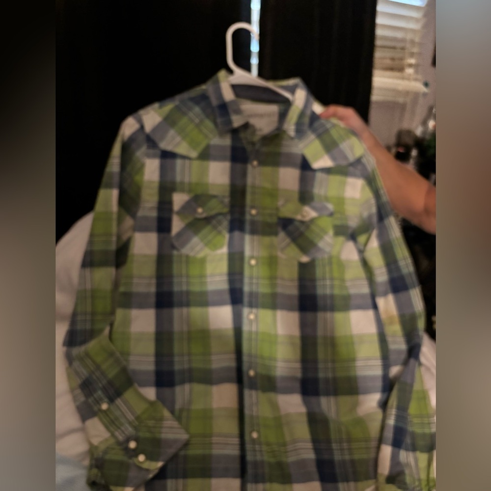 Aeropostale plaid button up size Medium